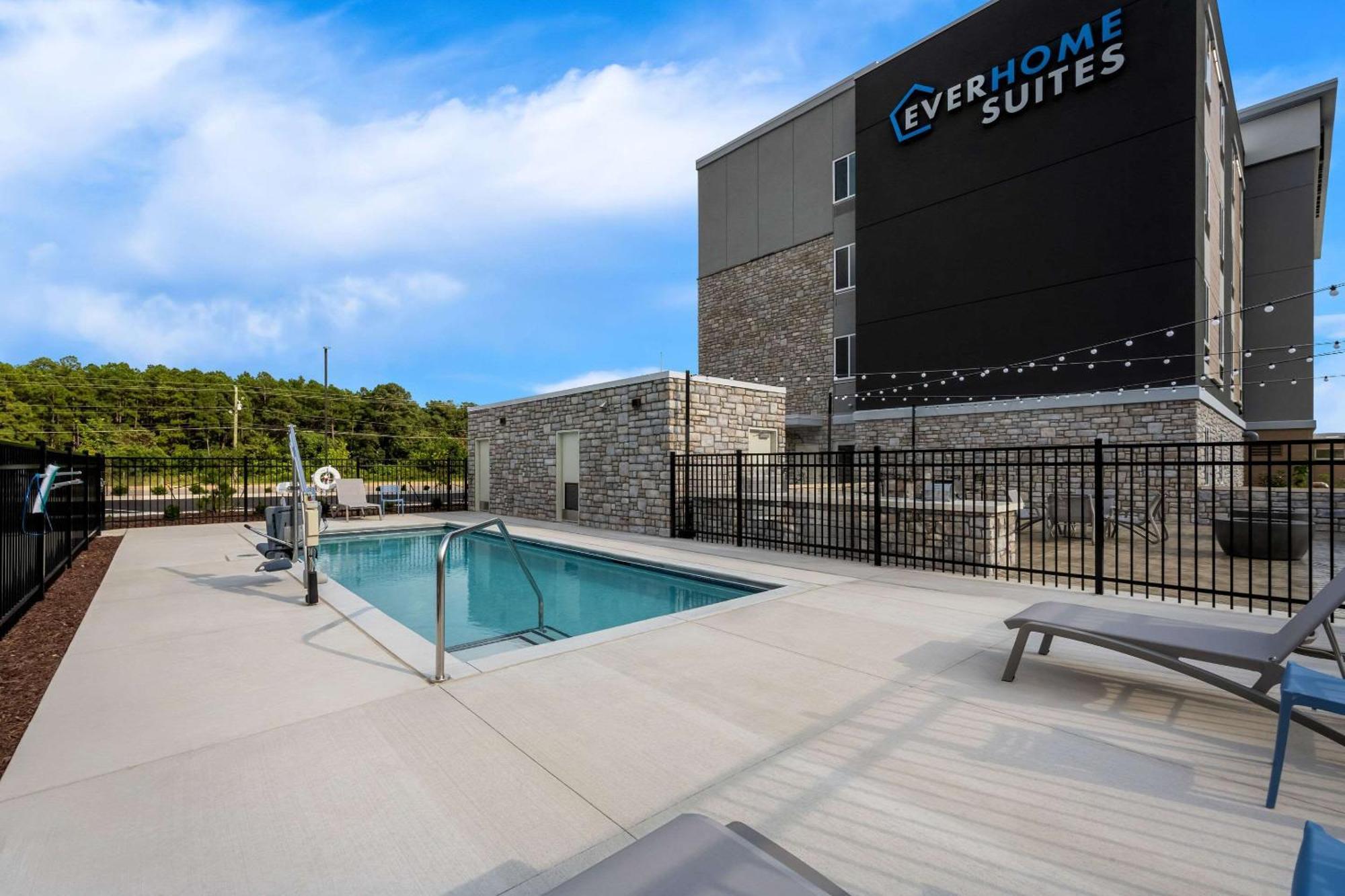 Everhome Suites Fayetteville Near Fort Bragg Exteriér fotografie